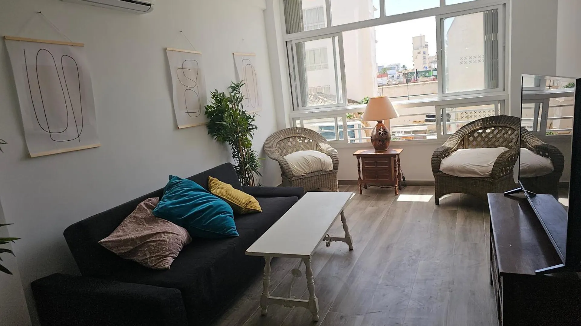 Апартаменты Precioso Apartamento En La Playa Бенальмадена